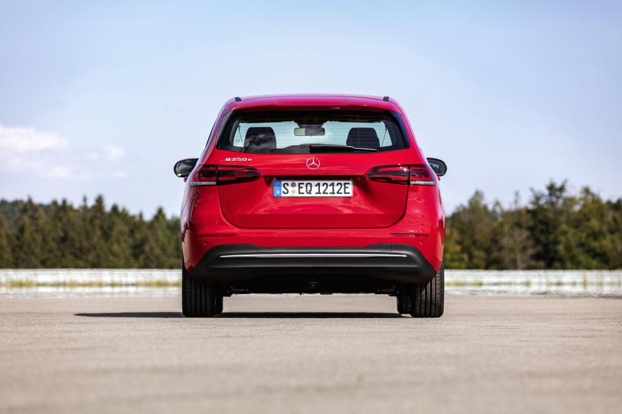  Mercedes-Benz B250 e (W247) 2019 года  (WW) (фото 4 из 24)